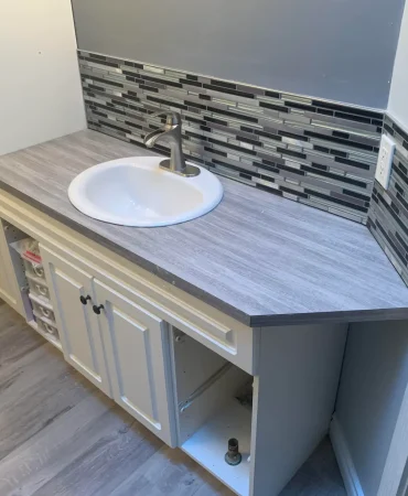 Brandon Justs Bathroom